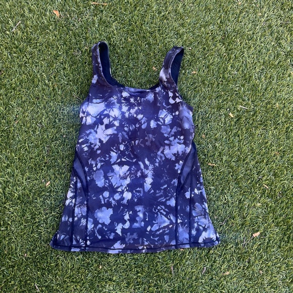 Lululemon Rise & Flow Tank Top - Picture 4 of 6